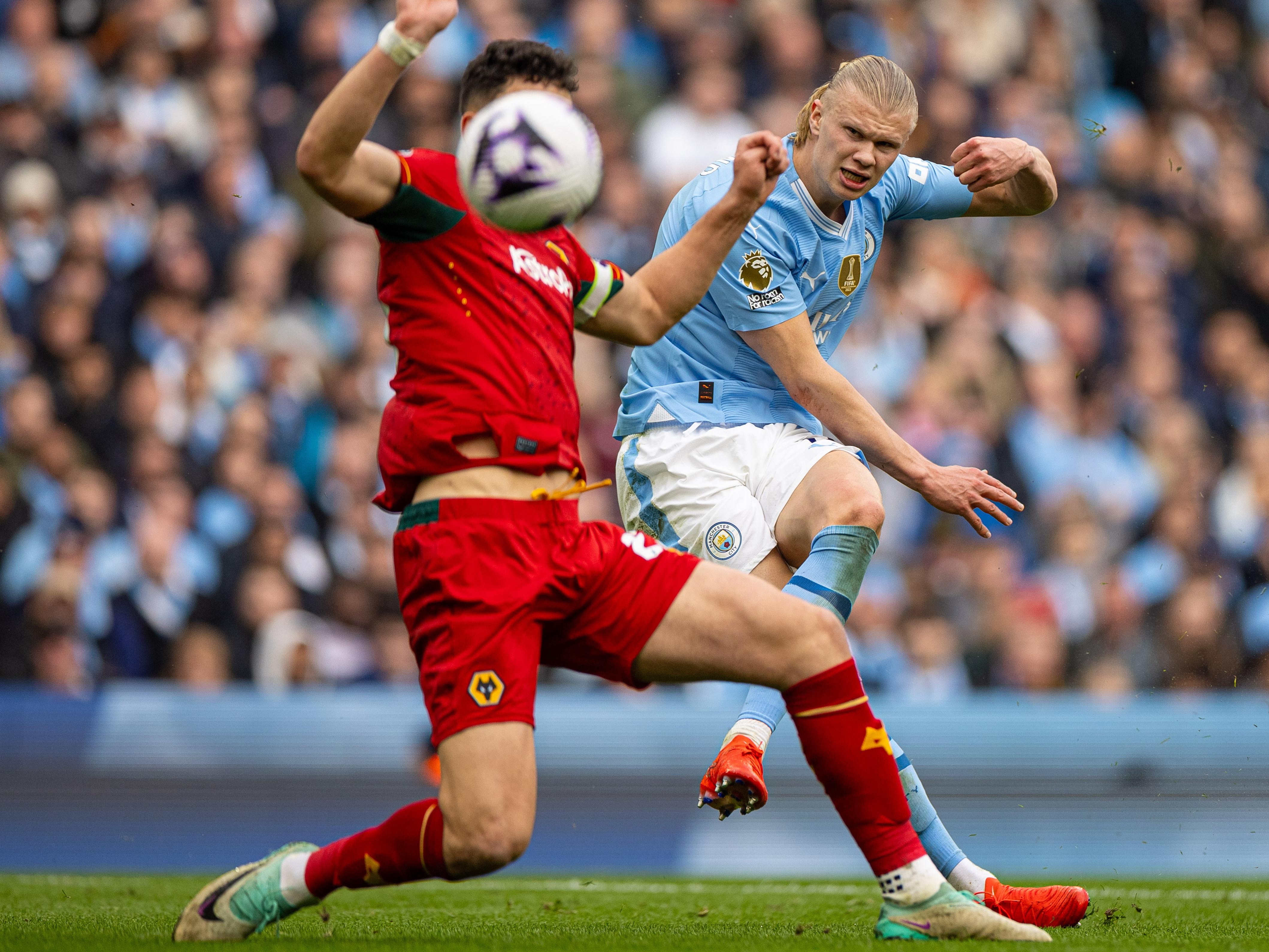 九游APP官网-包含哈兰德连续十五场比赛得分超过领先优势明显，美国队不断突破！比赛高潮迭起的词条