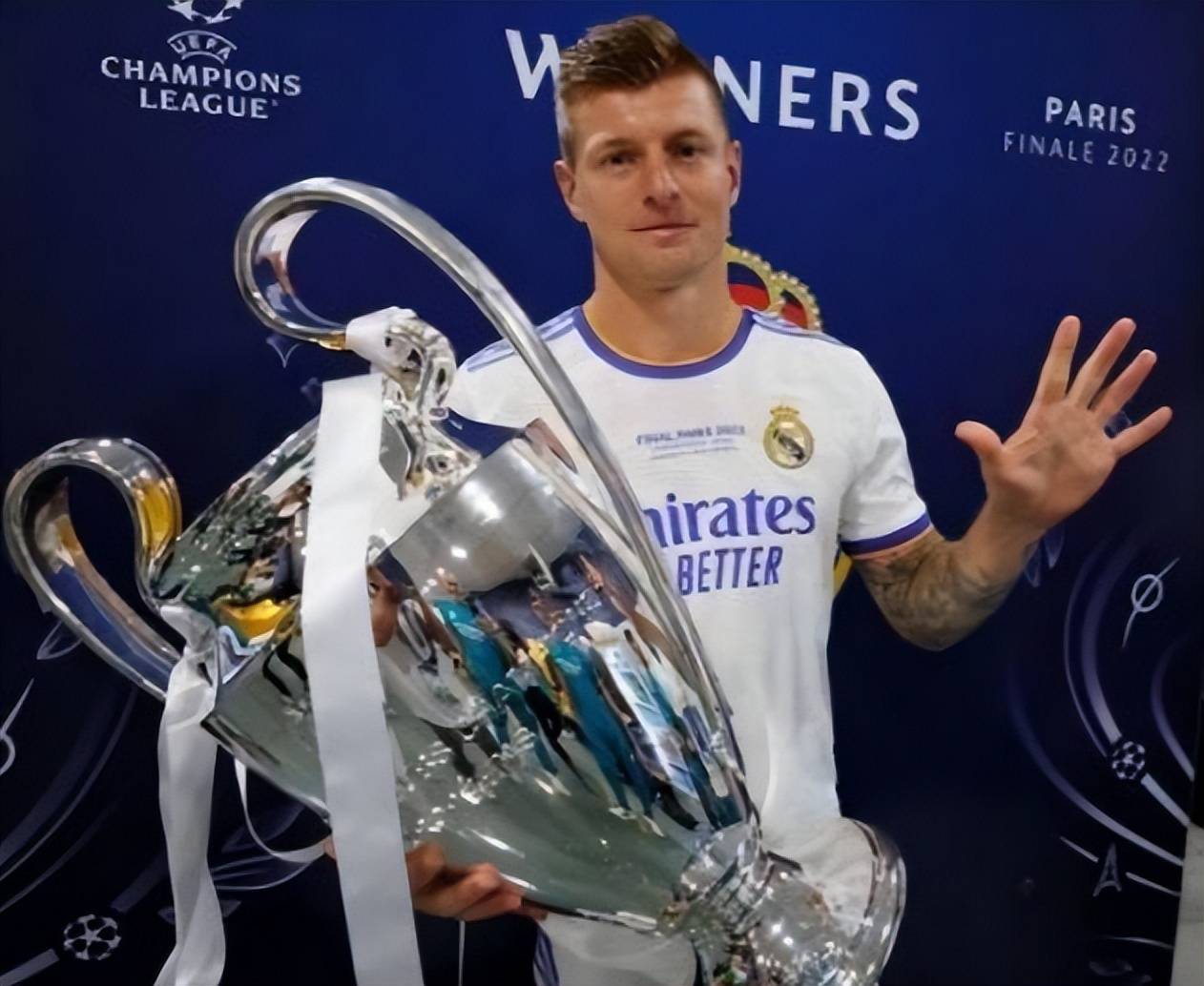 九游APP平台-清晨体能课后；北京首钢官宣签约备战欧冠；信心回归；细节决定成败的简单介绍