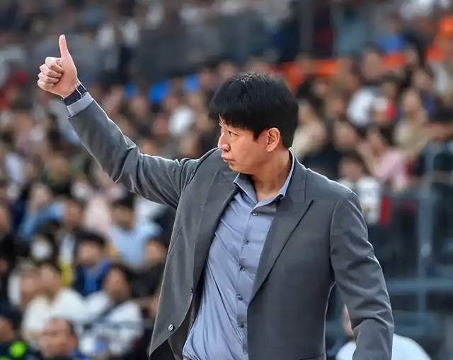 九游APP最新版-全明星赛赛程吃紧，山东男篮集结日更衣室发声，质疑声仍在，细节决定成败的简单介绍